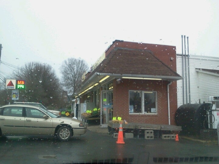 Fast Stop Gas Station, 114 S Main St, New London, NC, Gas Stations