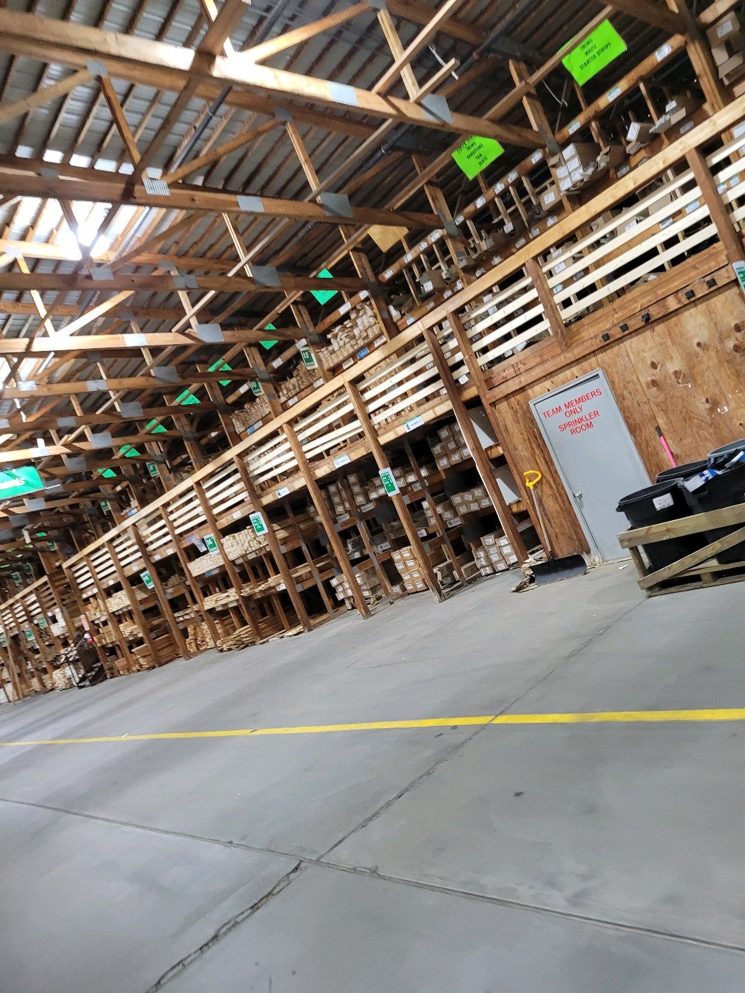 Menards, 5800 Krueger Ln, Oak Park Heights, Minnesota, Home centers