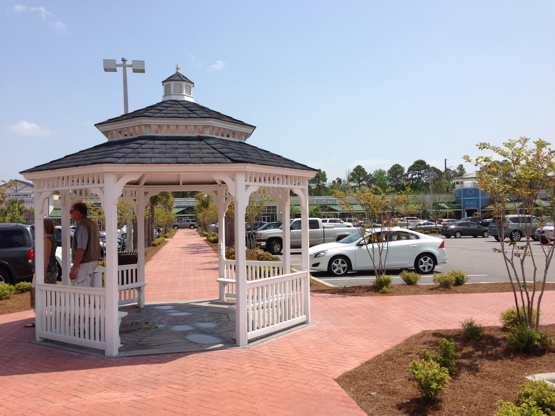Tanger Outlets Hilton Head, 1414 Fording Island Rd, Bluffton, SC