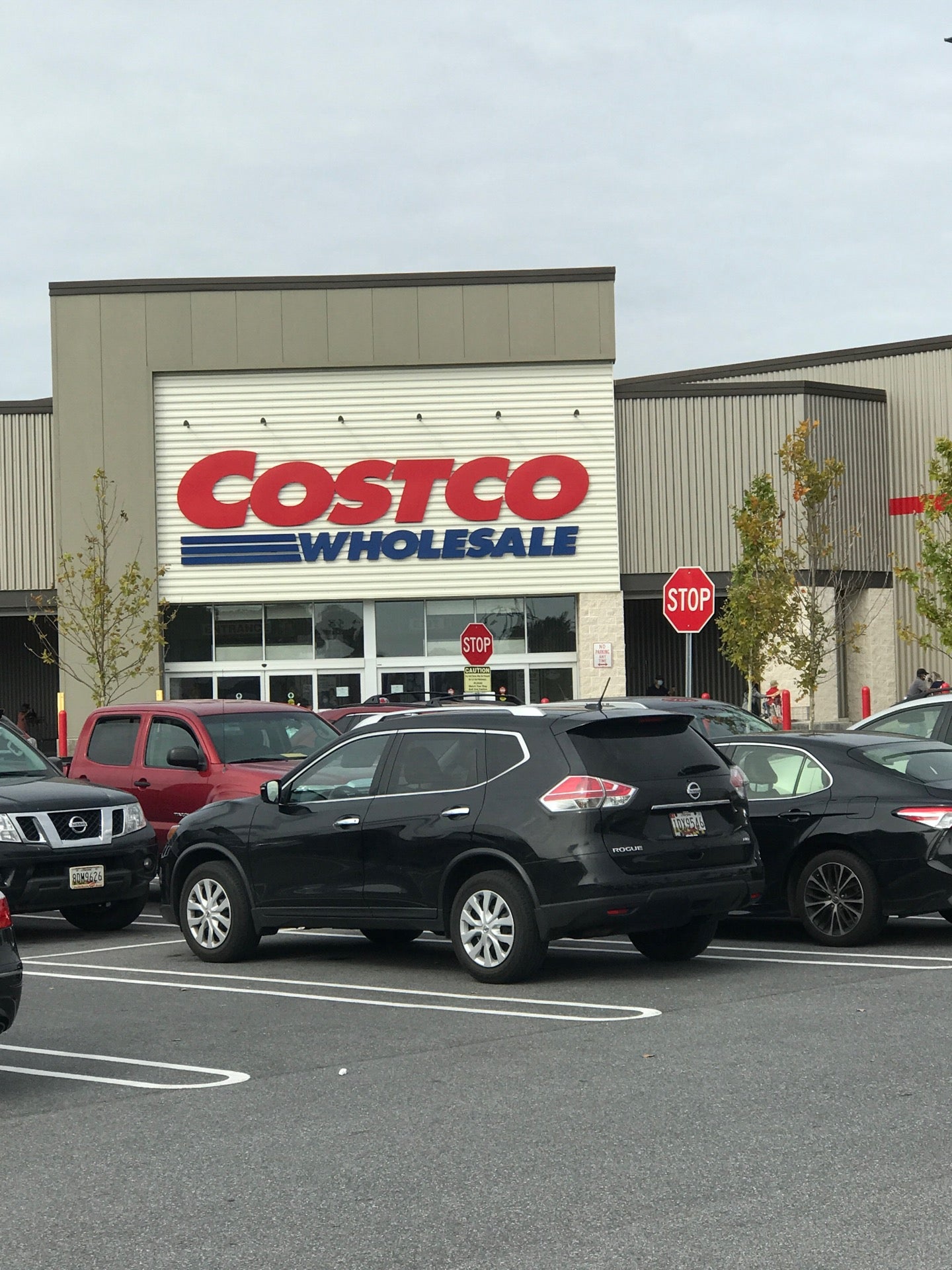 Costco, 10270 Mill Run Cir, Owings Mills, MD, Clothing Wholesale