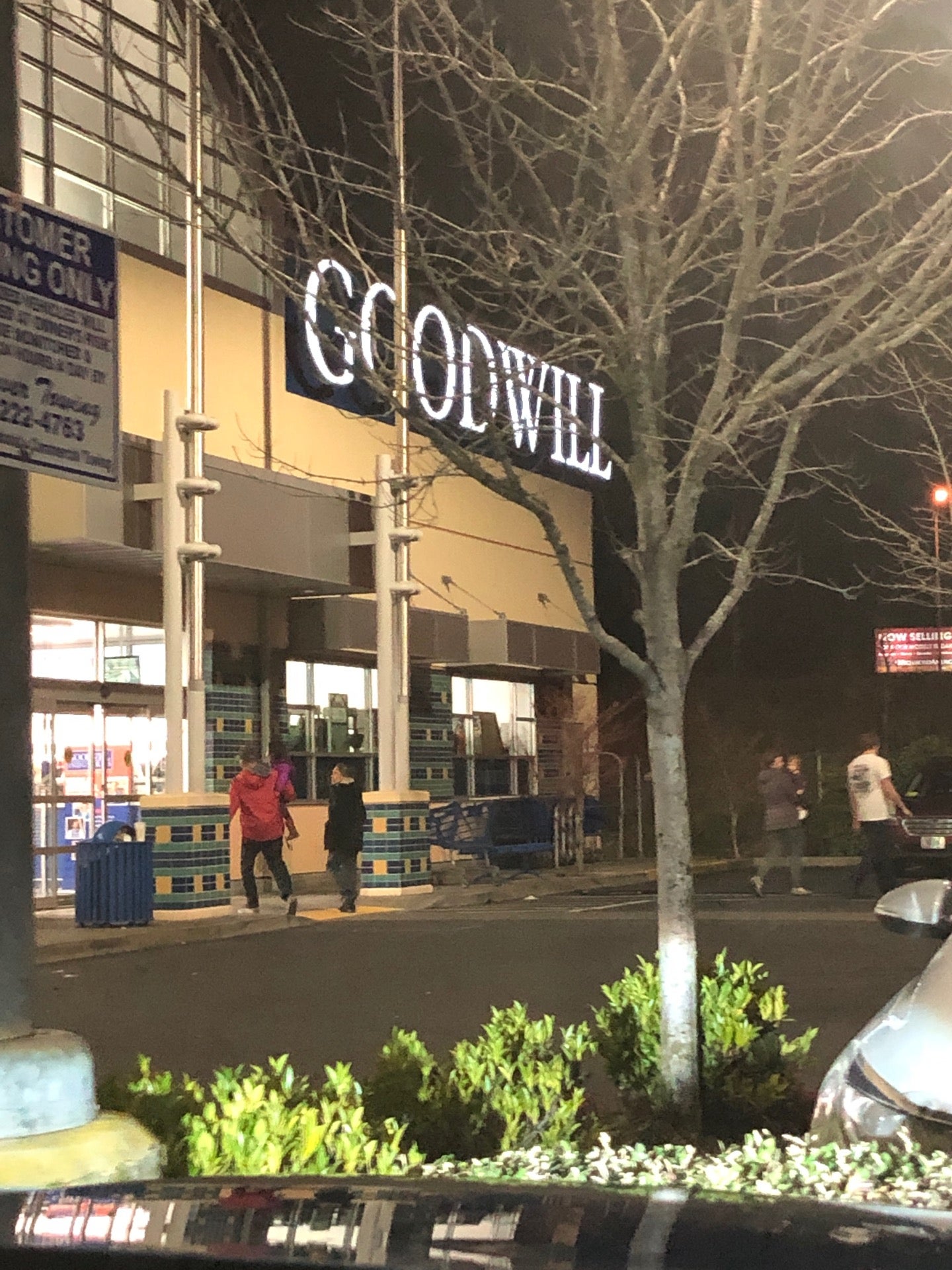 Goodwill Industries of the Columbia Willamette, 16157 NW Cornell Rd