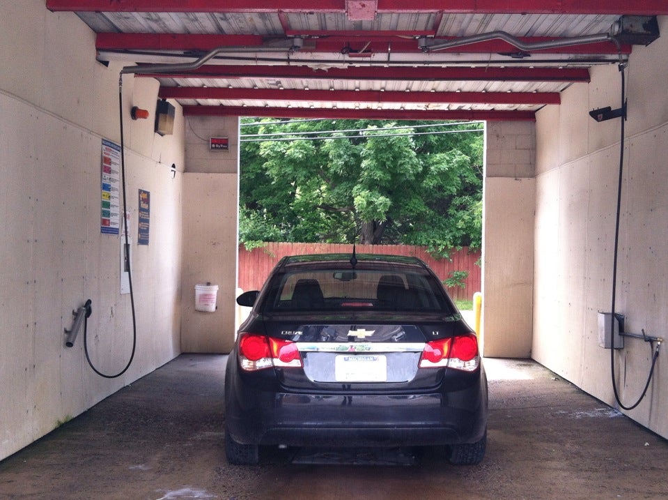 Gerrit's do It Yourself Car Wash, 1418 E 11 Mile Rd, Royal Oak, MI