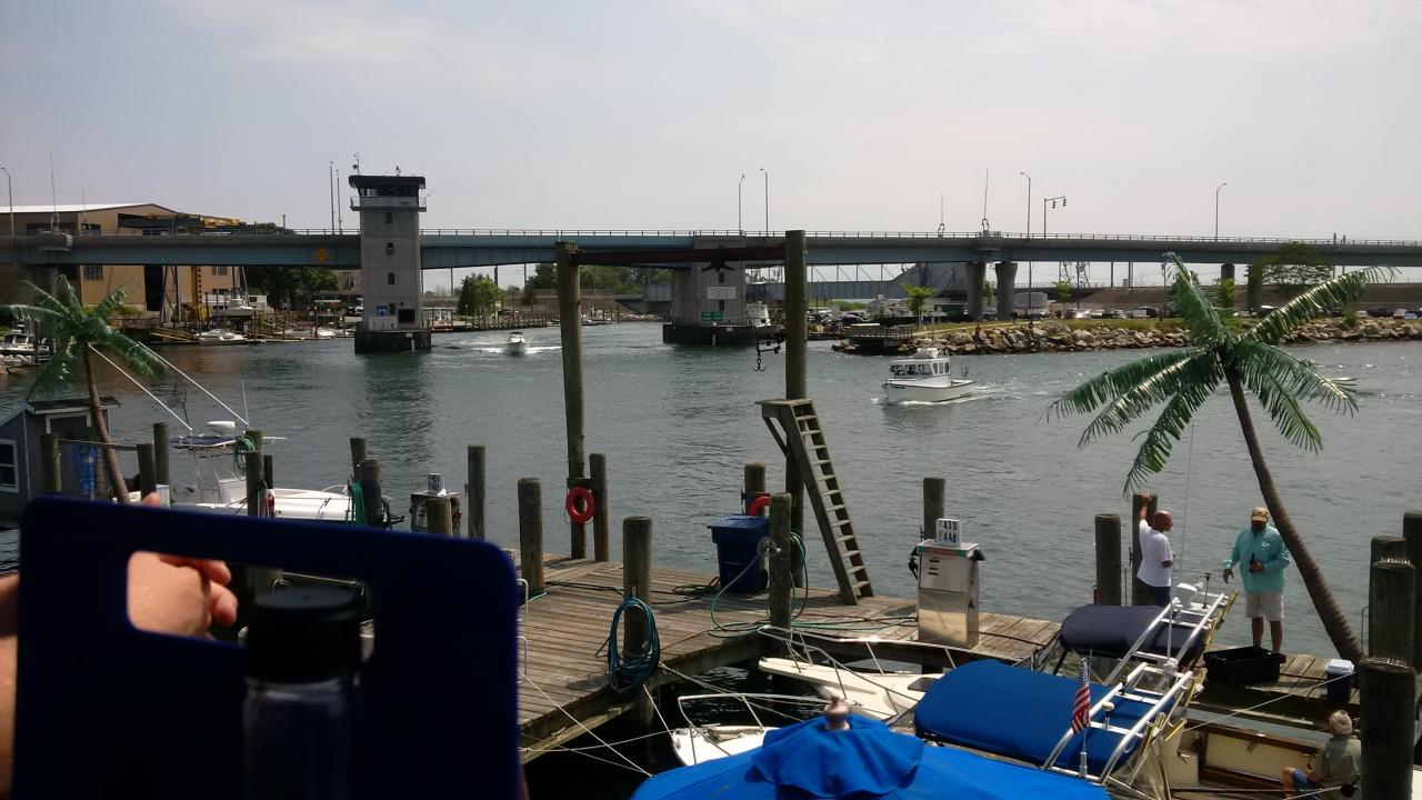 The Dock Restaurant, 9 1st St, Waterford, Town of, CT, Eating places