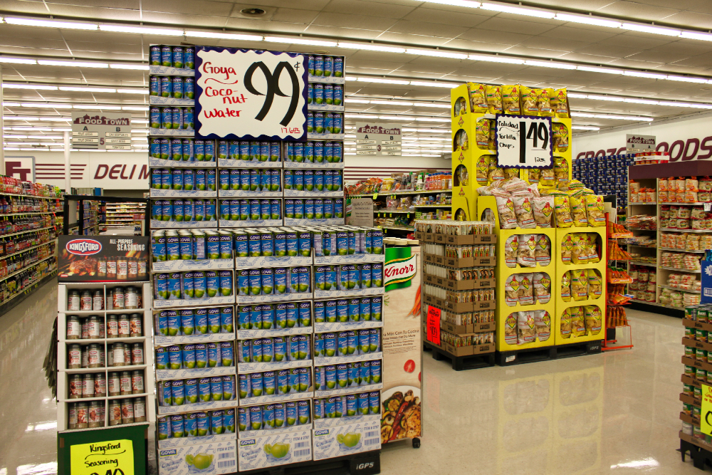 Foodtown Distilled Water, Water