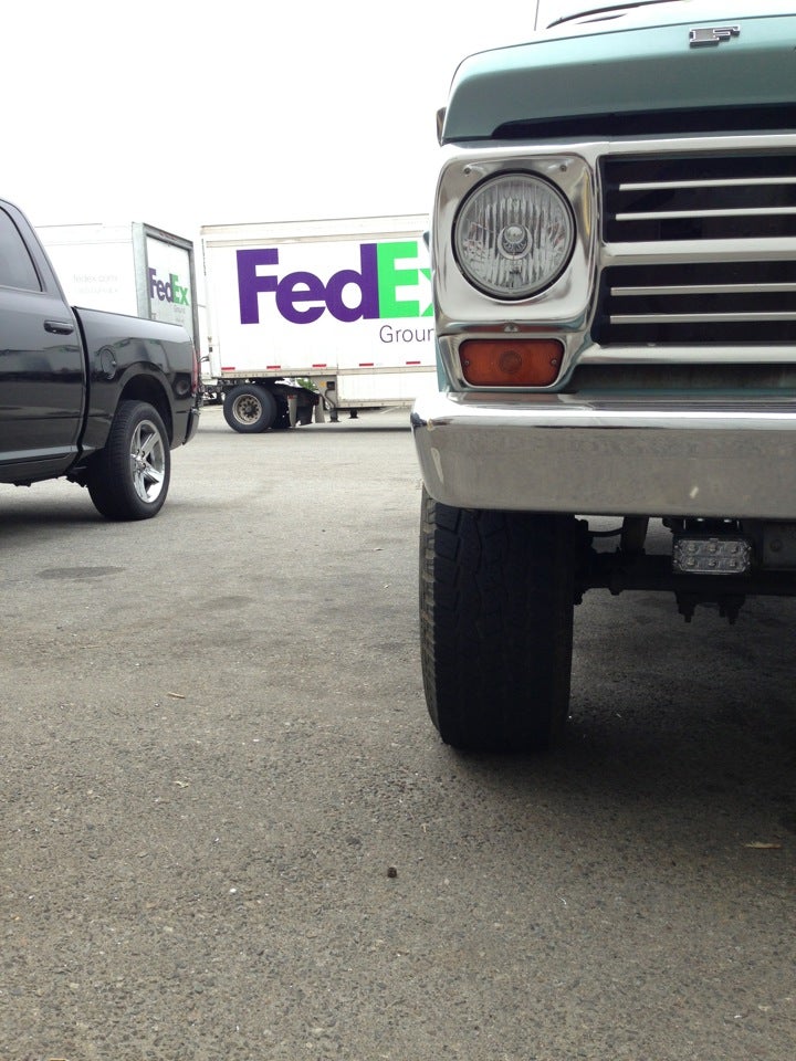 FedEx Ground, 330 Resource Dr, Bloomington, CA, Delivery Service MapQuest