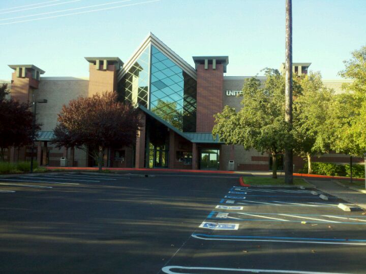 US Olympus Pointe Stadium 12, 520 N Sunrise Ave, Roseville, CA, Tourist