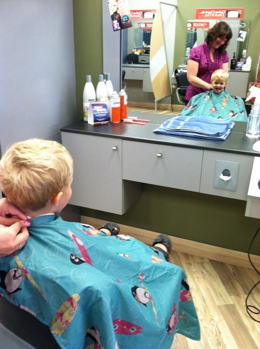 Great Clips, 2860 W Division St, Ste 101, Division Place, St. Cloud, MN