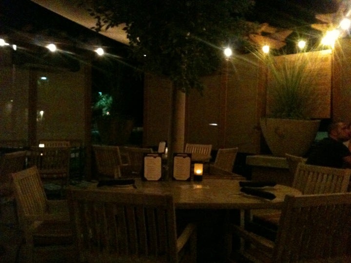 Jaspers Peak Bistro Bar & Grille, 20511 N Hayden Rd, Ste 100