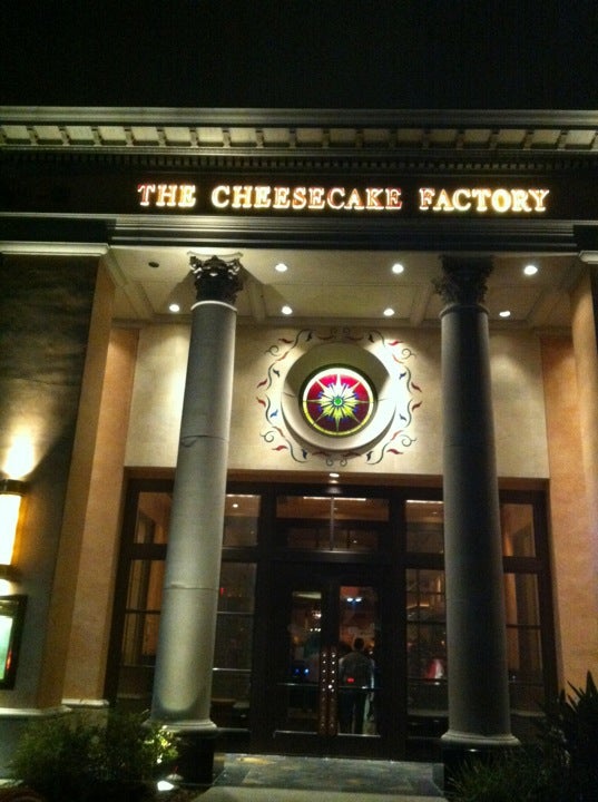 The Cheesecake Factory, 520 N Orlando Ave, Winter Park, FL, Eating