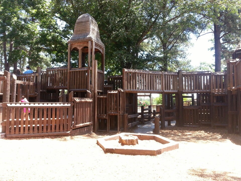 Medal of Honor Park, 1711 Hillcrest Rd, Mobile, AL, Parks MapQuest