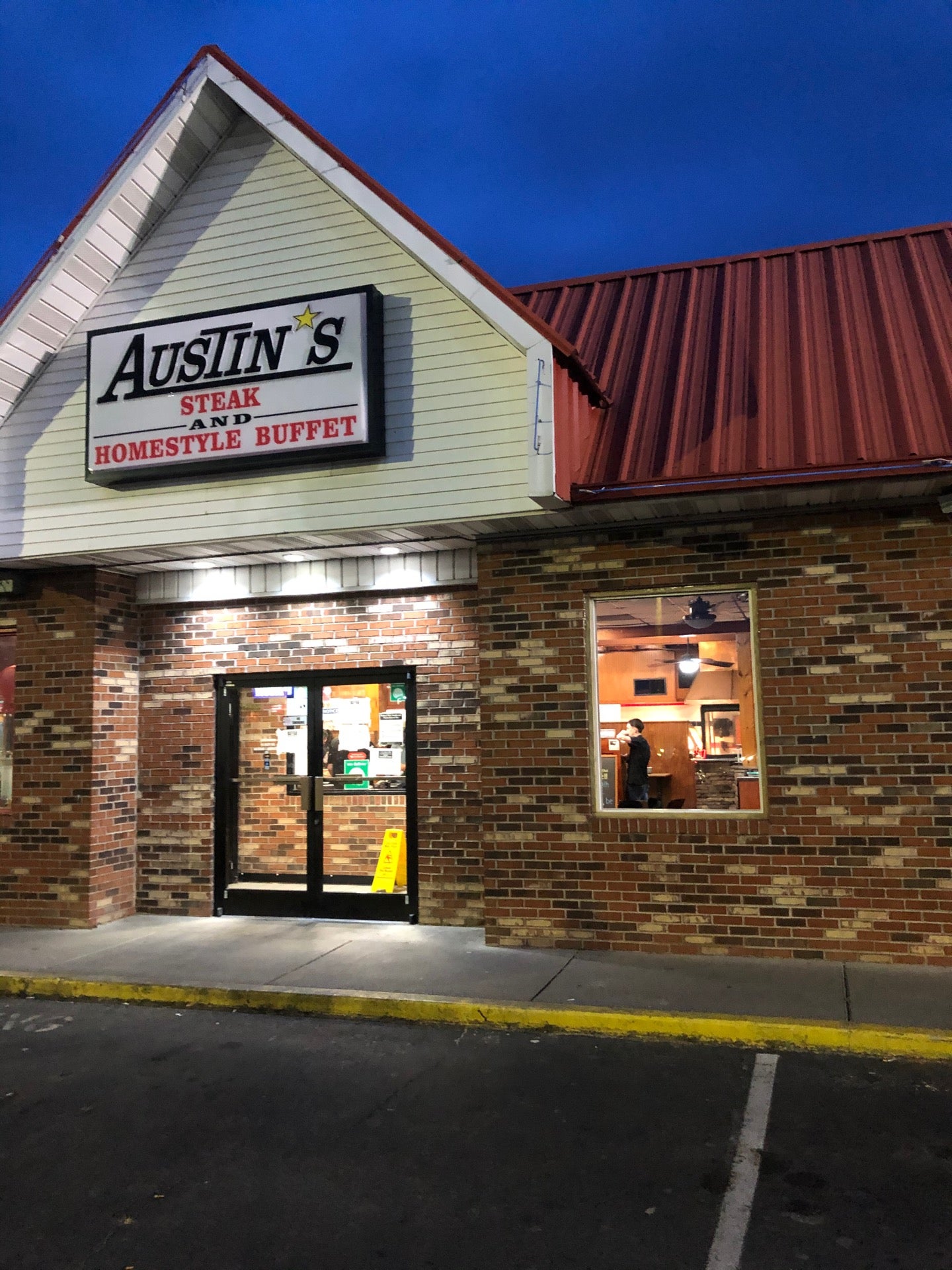 Austin's Steak & Homestyle Buffet, 900 Merchant Dr, Knoxville, TN