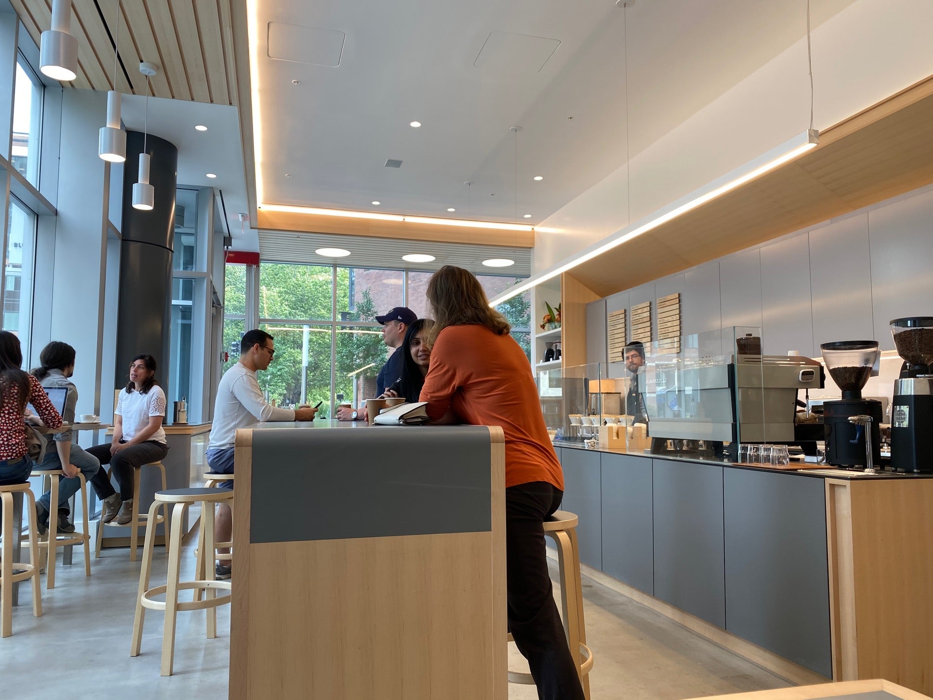 Blue Bottle Coffee Opens an Airy Café in Cambridge's Kendall Square