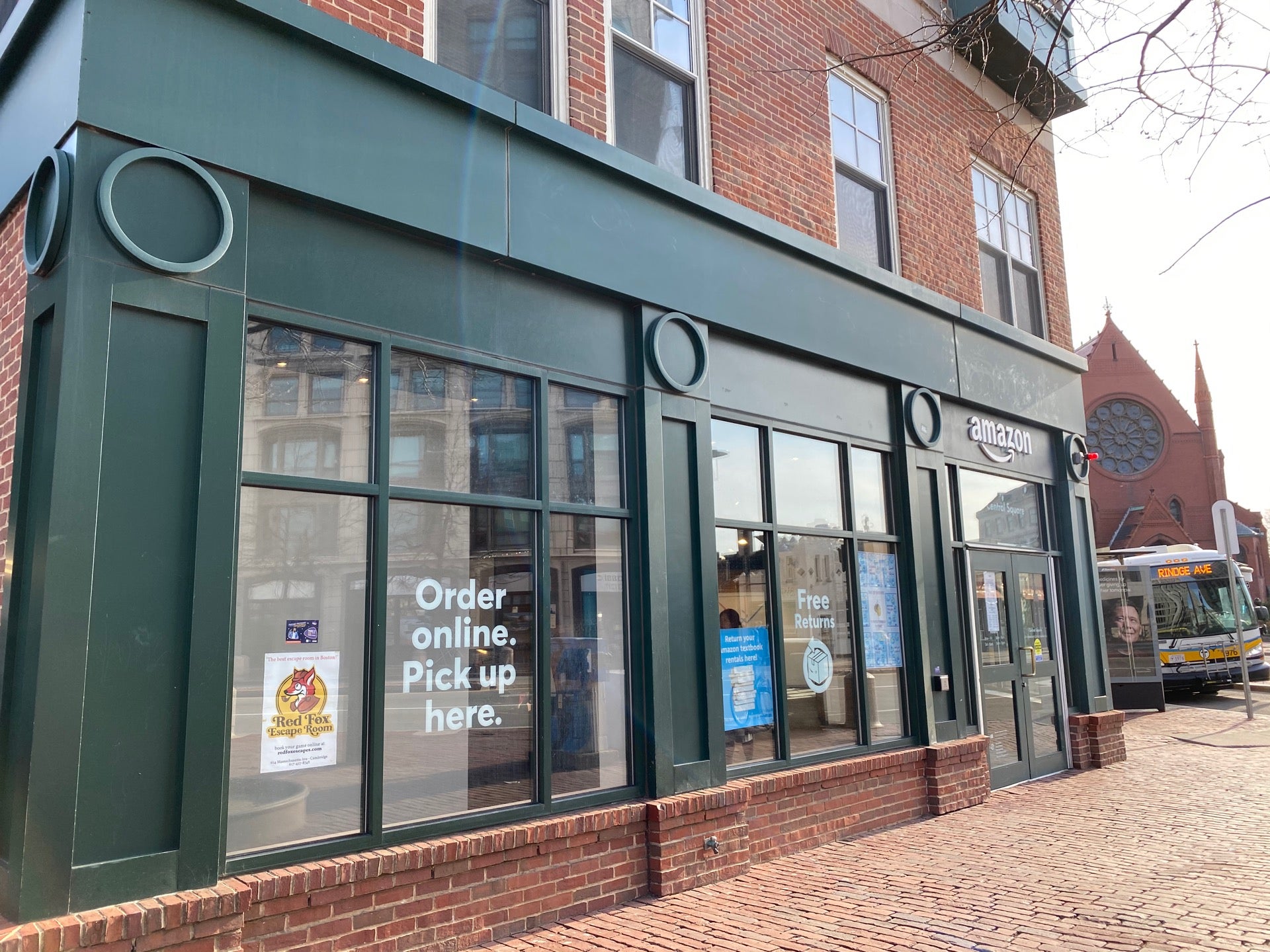 Amazon Hub Locker+, 1 Central Sq, Cambridge, MA, Services NEC MapQuest