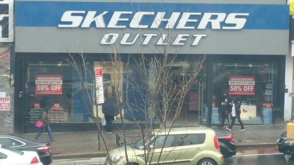 Skechers hotsell outlet bronx