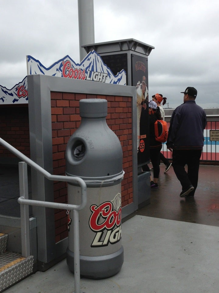 Coors Light Zone, 24 Willie Mays Plz, San Francisco, CA, Entertainment