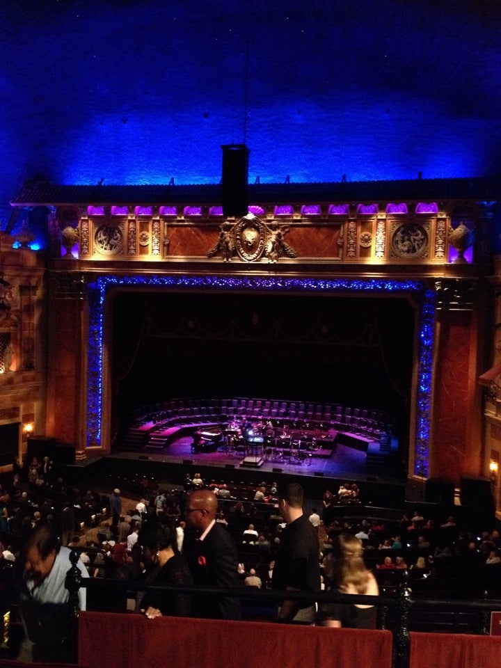 saenger-theatre-1111-canal-street-new-orleans-la-concert-venues
