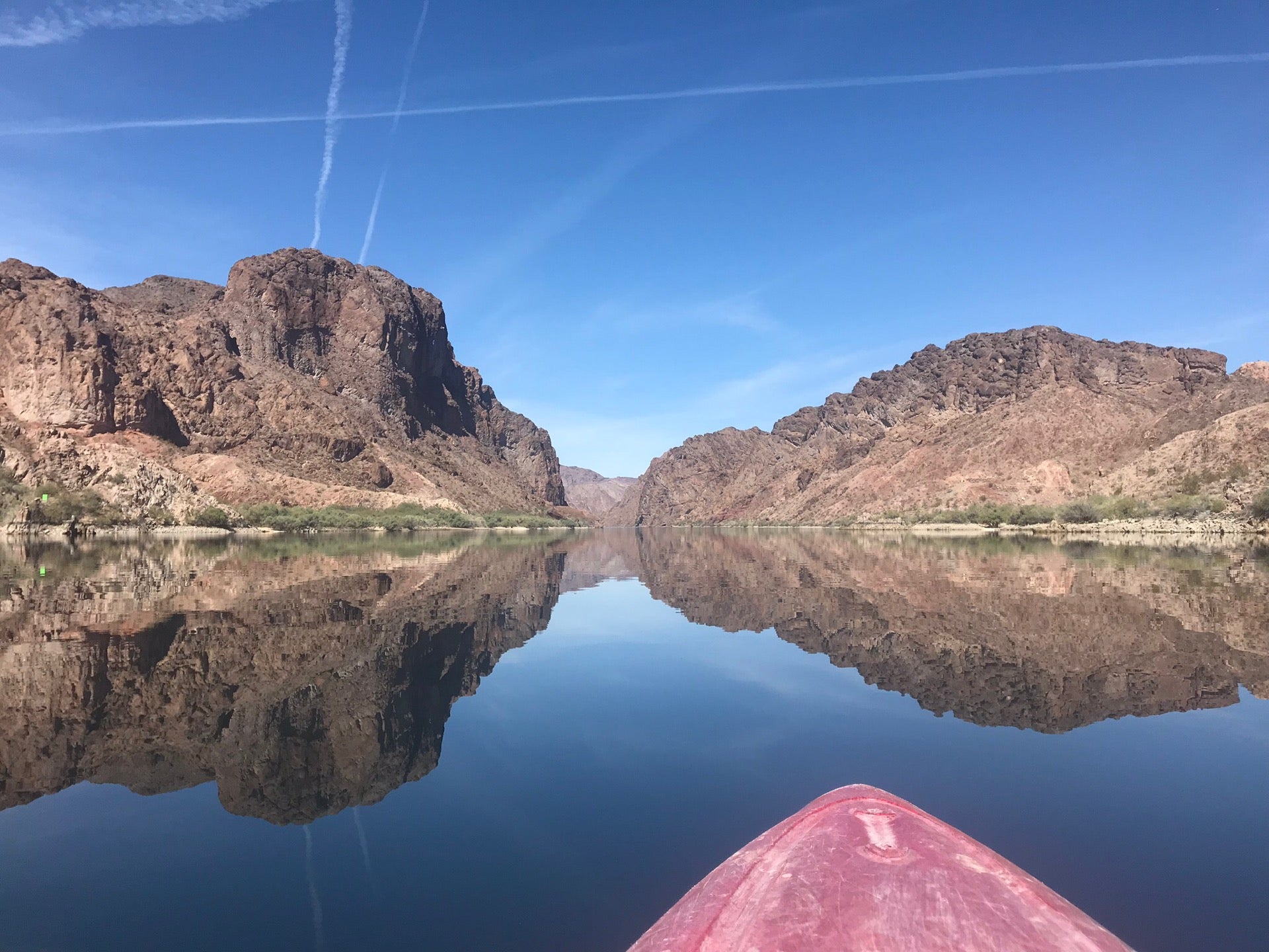 Willow Beach Harbor, 25804 N Willow Beach Rd, White Hills, AZ, Boat