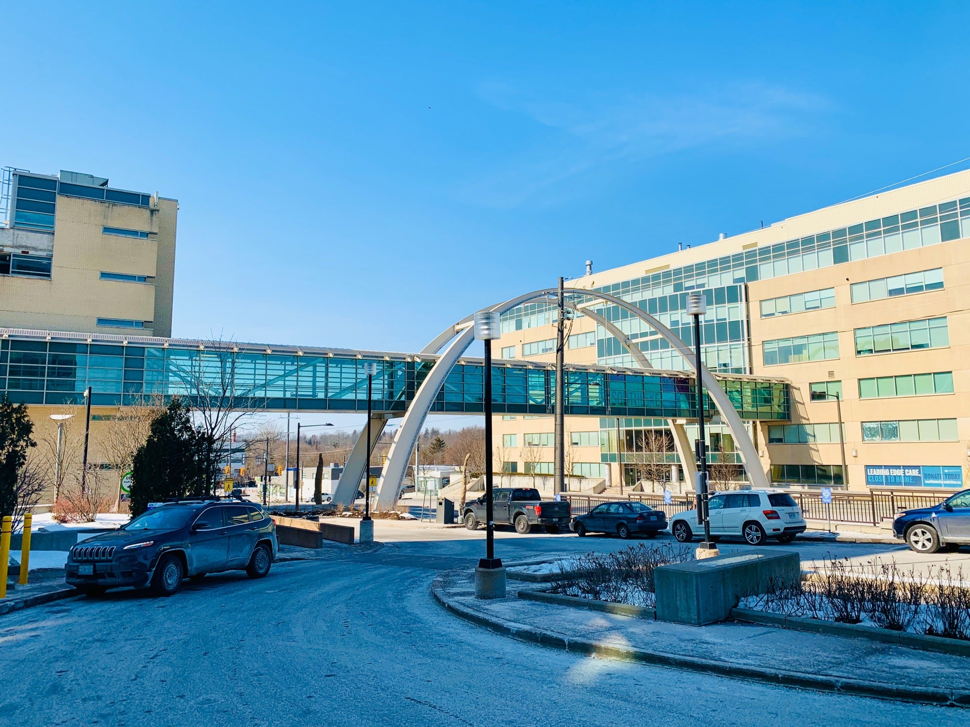 Southlake Regional Health Centre, 596 Davis Drive, Newmarket, Ontario