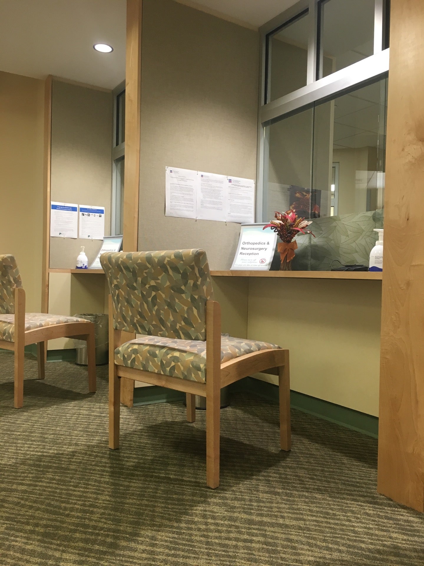 David Hung Hoang DO Bone & Joint Center, 17 Prospect St, Nashua, NH