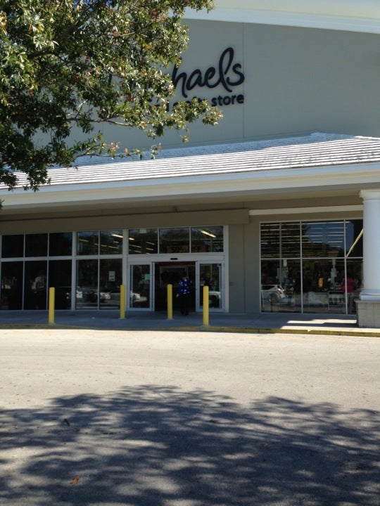 Michaels, 8287 W Flagler St, Miami, FL, Arts & Crafts Supplies - MapQuest