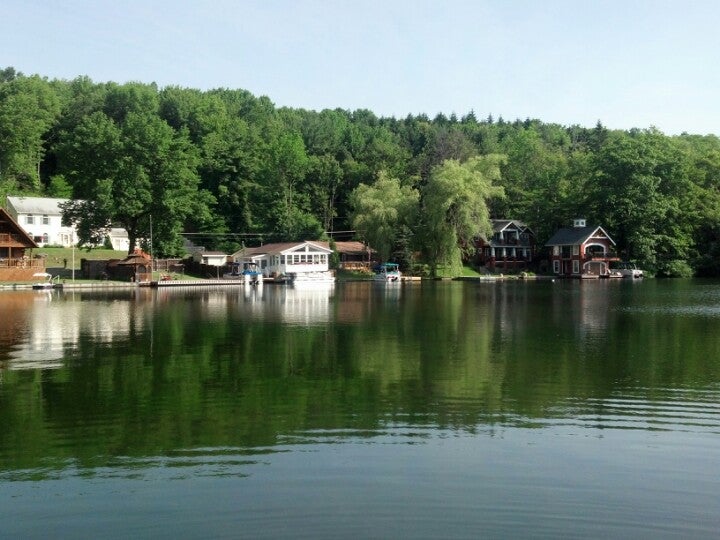 Quaker Lake, Barney Rd, Silver Lake Twp, PA, Services NEC MapQuest