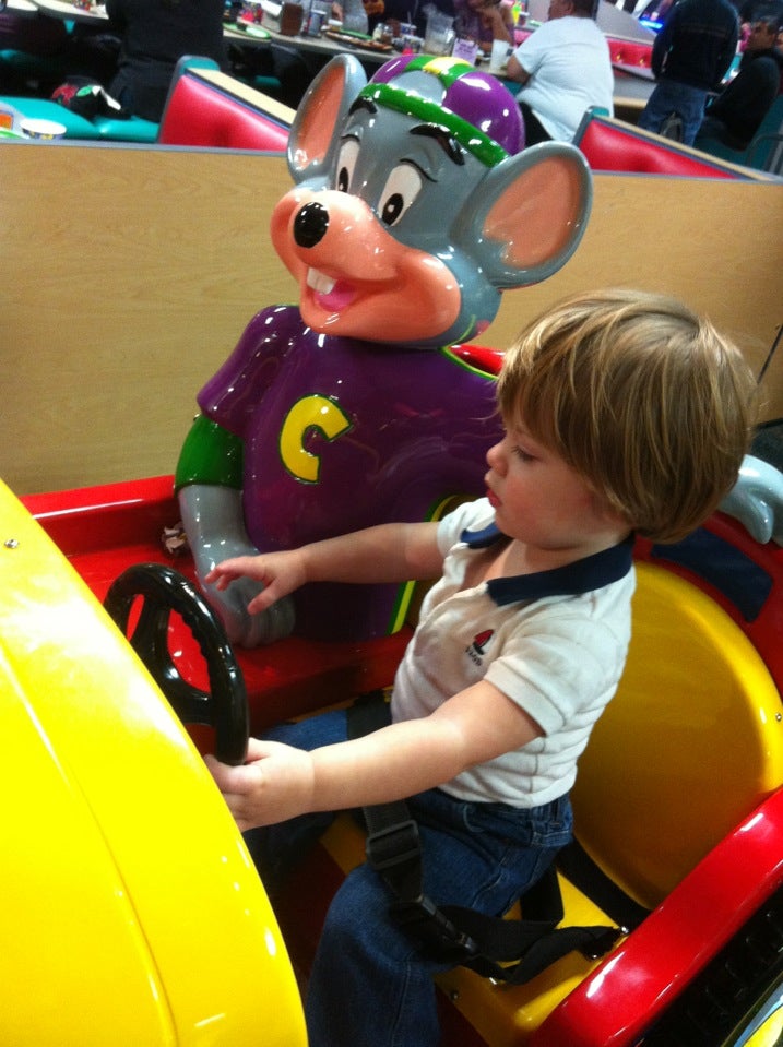 Chuck E. Cheese, 4345 W. Noble Ave., Visalia, CA, Tourist Attractions