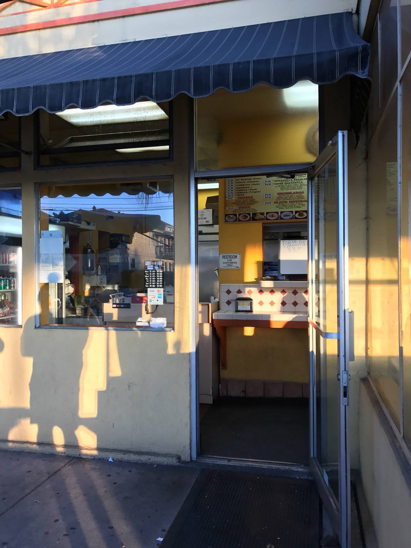 Tacos El Jaliscience, 300 E Lake Ave, Watsonville, CA MapQuest