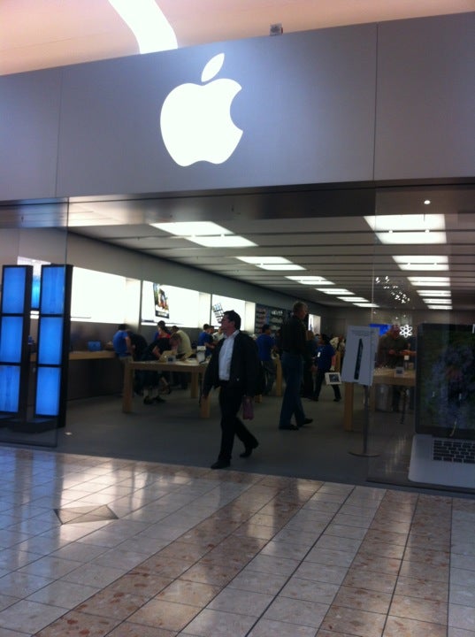 Southcenter - Apple Store - Apple