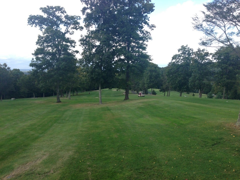 Quarry Ridge Golf Course, 9 Rose Hill Rd, Portland, Town of, CT, Golf