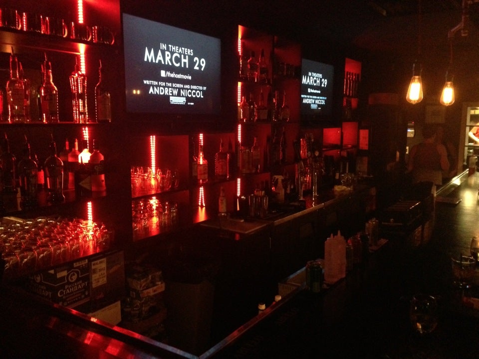 Nevermind Awesome Bar & Eatery, 927 Cape Coral Pkwy E, Cape Coral, FL