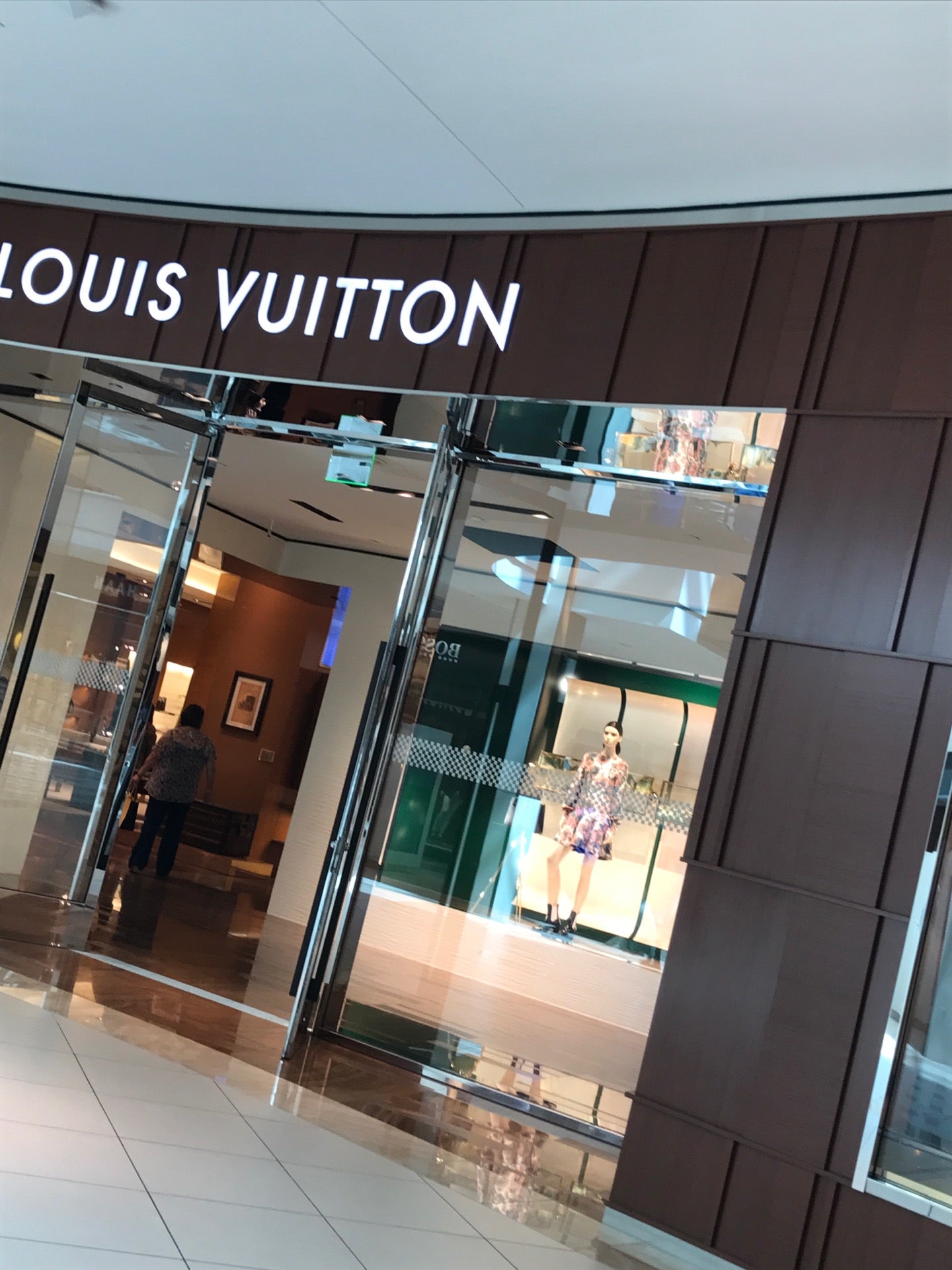 Aventura Mall Debuts Louis Vuitton Twist PopUp