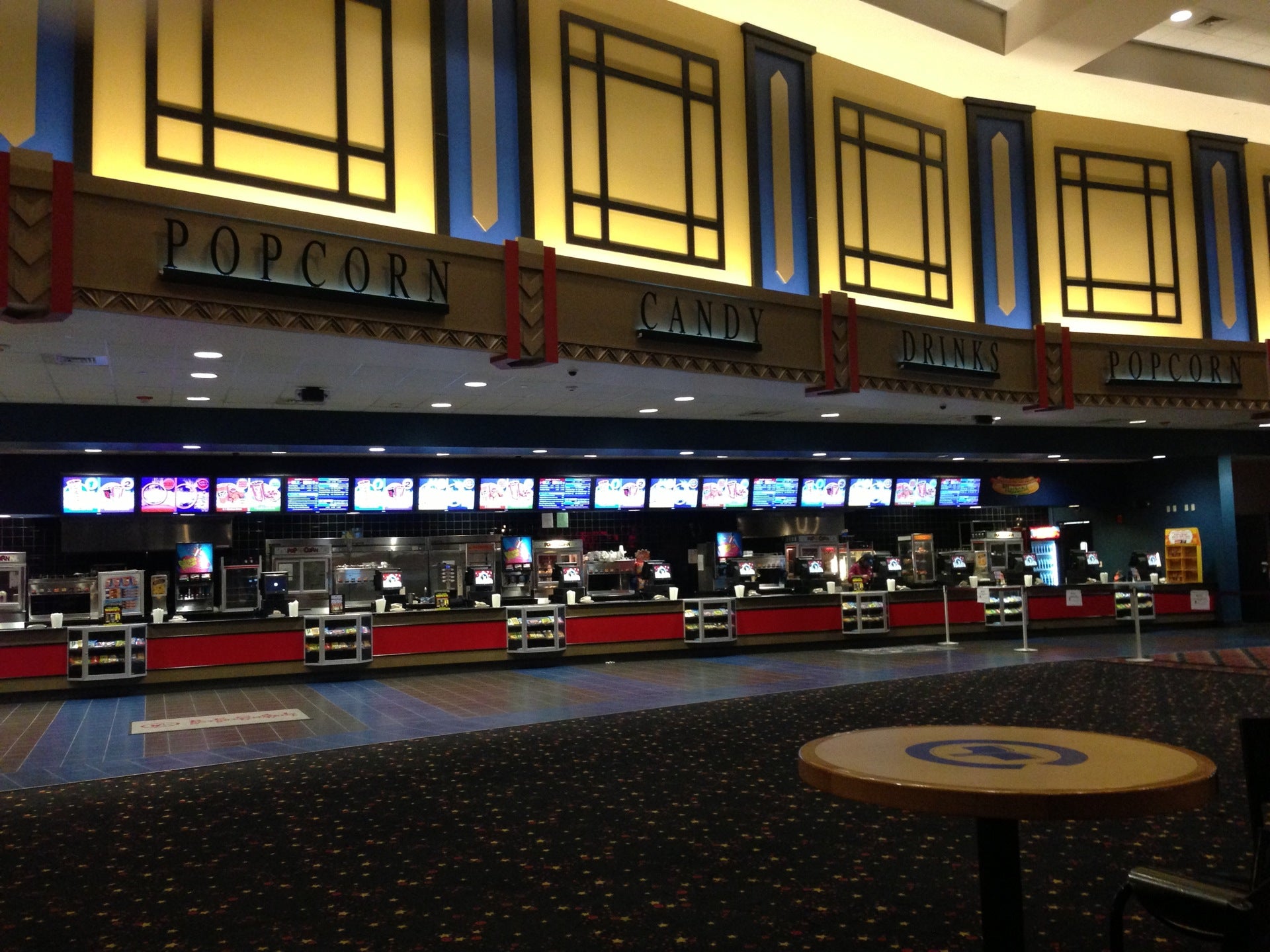 Regal Hyattsville Royale, 6505 America Blvd, Hyattsville, MD, Movie