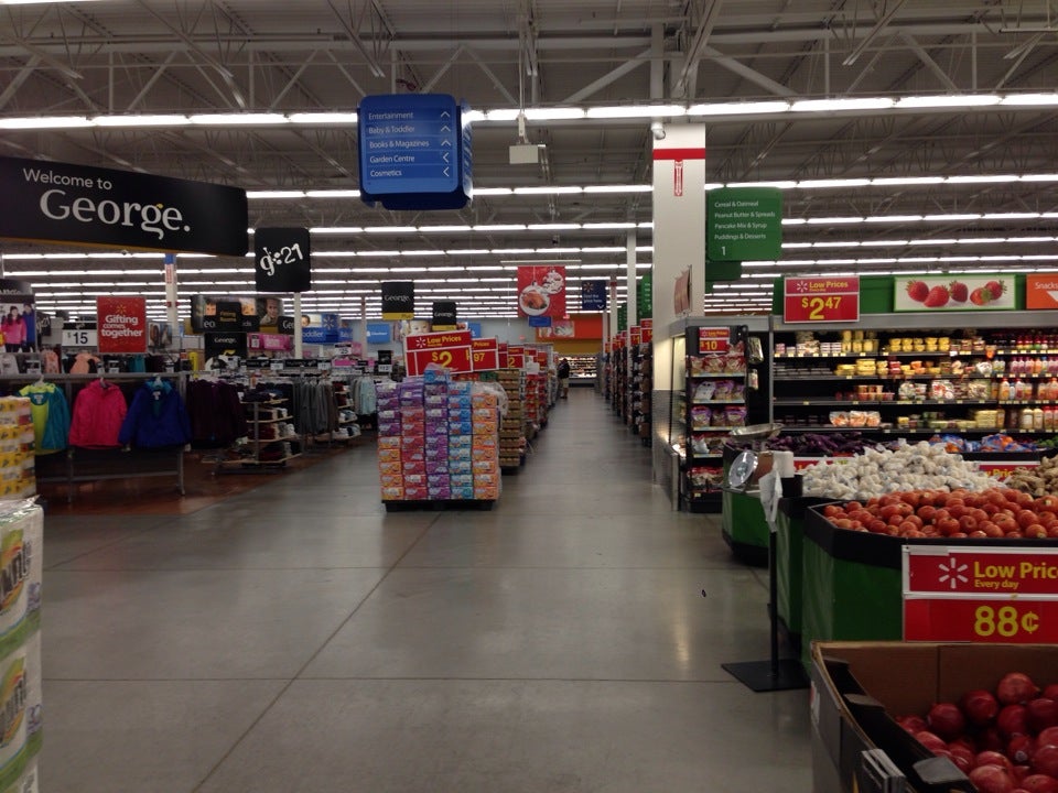 Walmart Supercentre, 1500 Dundas Street East, Mississauga, Ontario ...