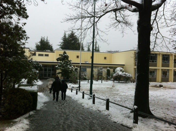 Jamieson Elementary School, 6350 Tisdall St, Vancouver, BC MapQuest