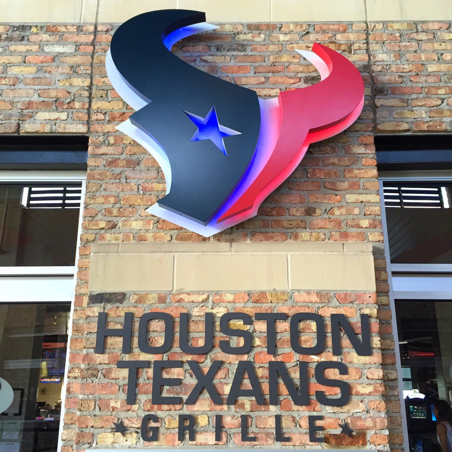 Texans Grille is getting its foodie game on