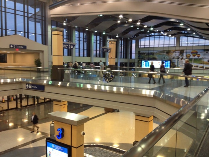 Huntsville International Airport, 1000 Glenn Hearn Blvd SW, Huntsville