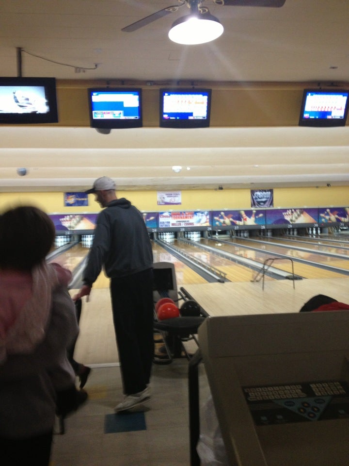 Panorama Lanes Inc., 200 S Belt W, Belleville, IL, Bowling Centers