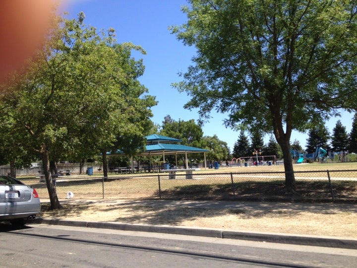 Lindhurst Memorial Park, McGowan Pkwy, Olivehurst, CA MapQuest