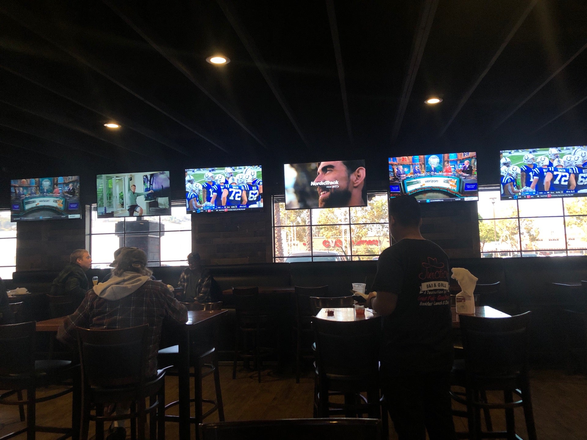 Junction Steakhouse and Sports Bar, 777 Jamacha Rd, El Cajon, CA, Bars