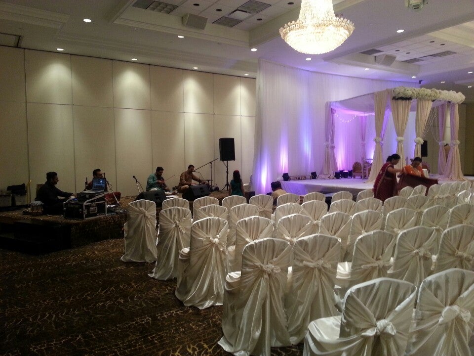 Pearson Convention Center, 2638 Steeles Ave E, Brampton, ON L6T, CA