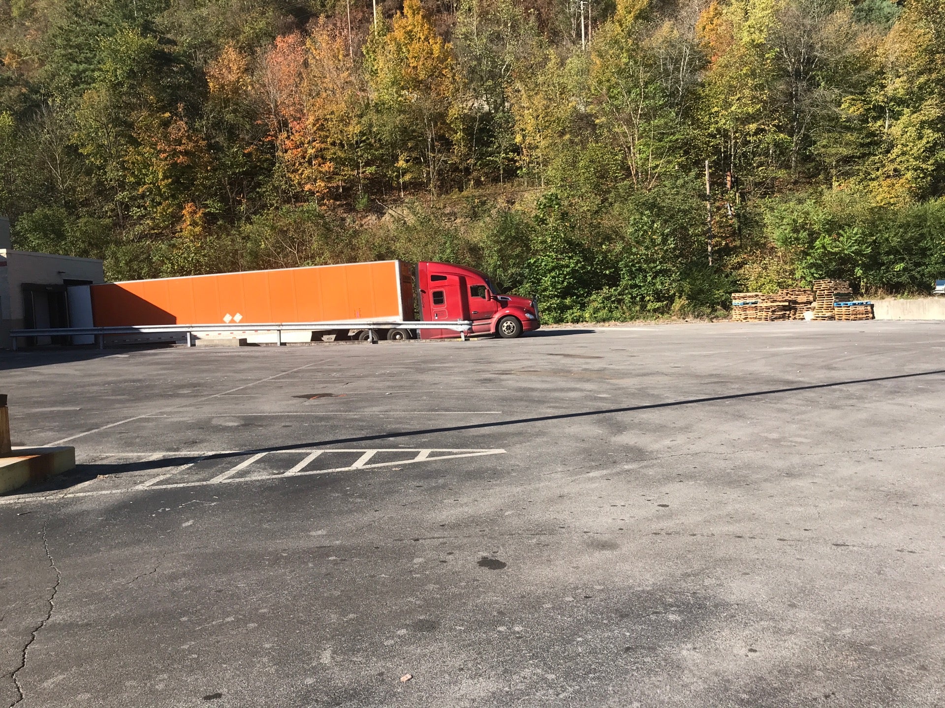 Tractor Supply Company, 1106 Lovers Gap Rd, Vansant, VA, Department