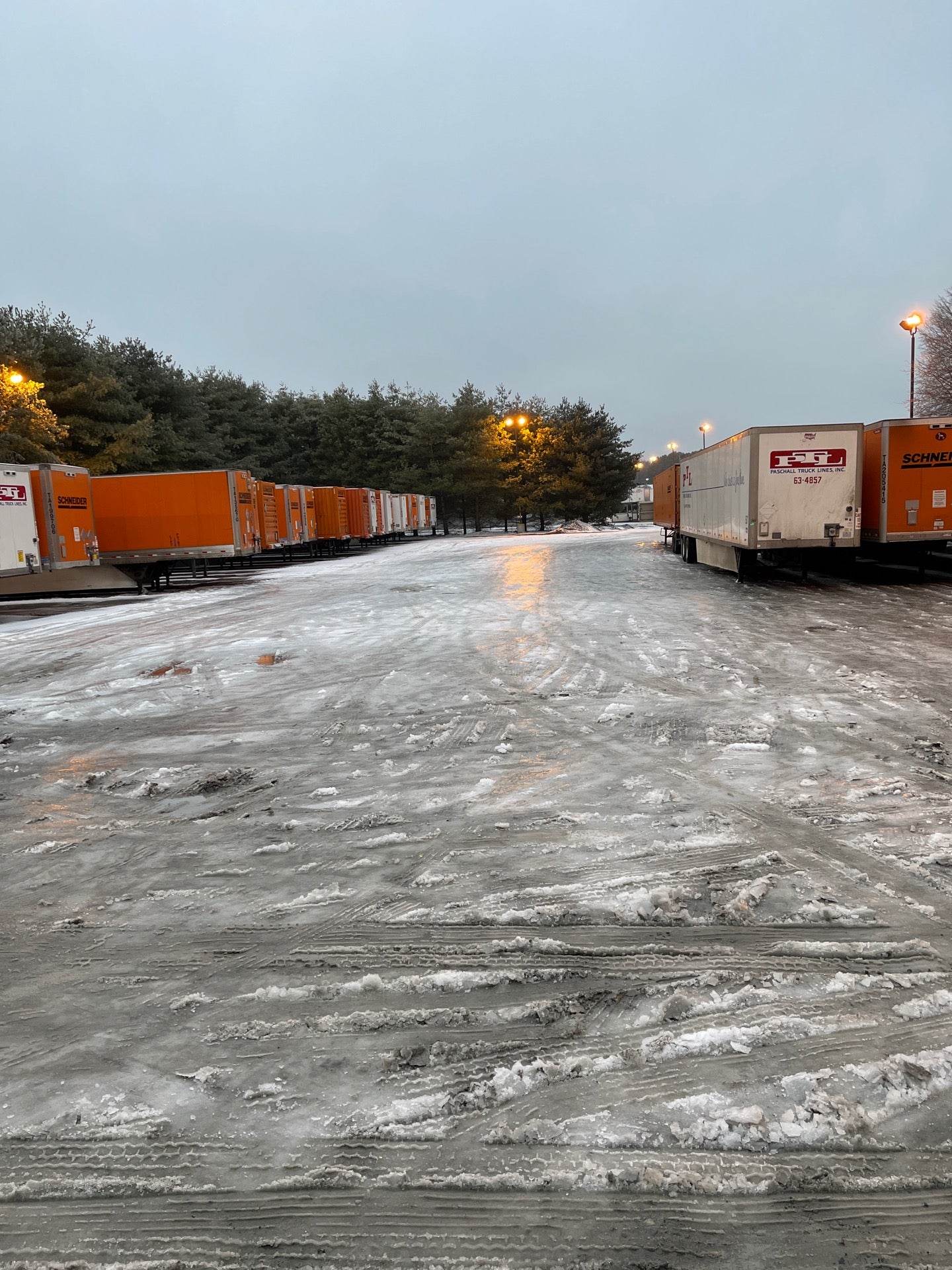 Procter & Gamble Dover Wipes Co, 1340 W North St, Dover, DE, Perfumes