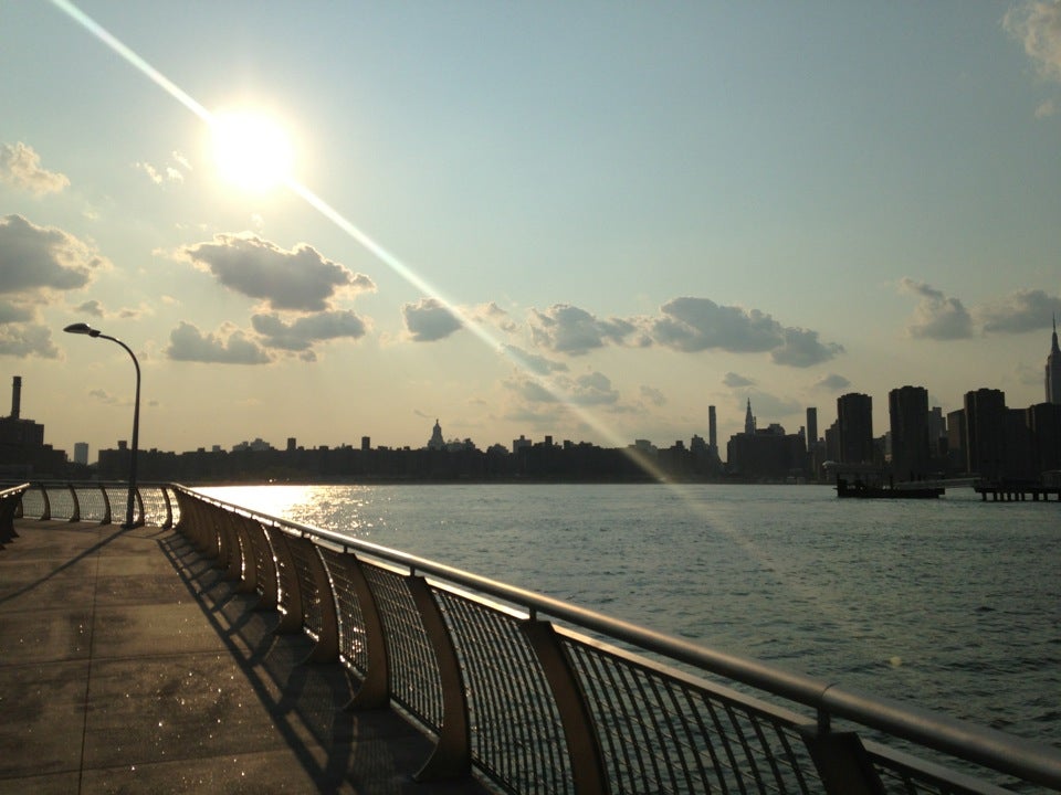 Transmitter Pier, Kent St, New York, NY, Places MapQuest