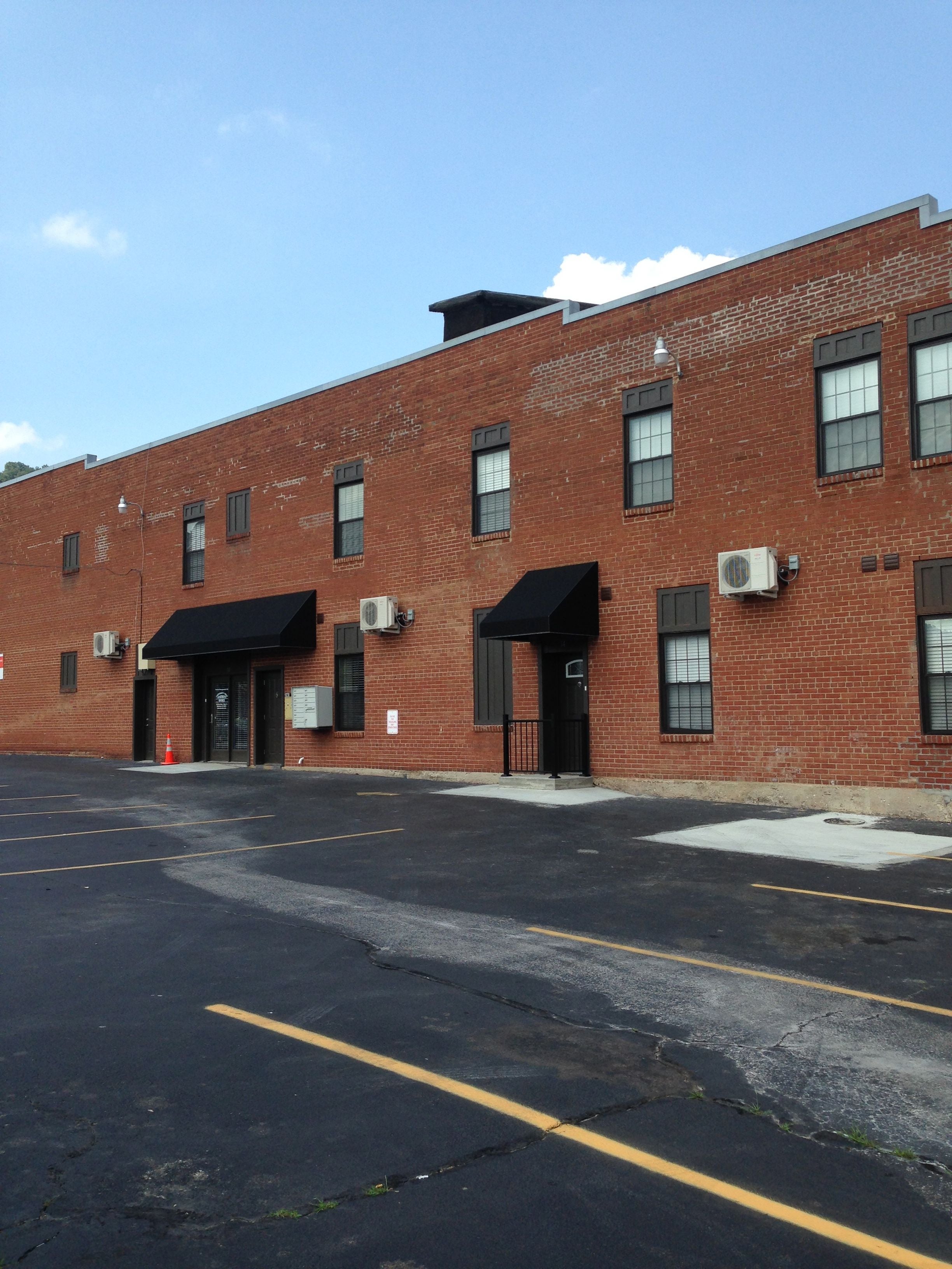 University View Apartments, 224 E Main St, Ste 11, Morehead, KY