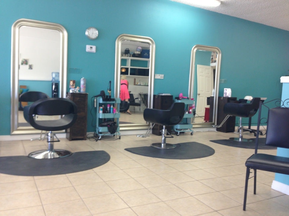 Liz's Pin Up Parlor, 680 E Thousand Oaks Blvd, Thousand Oaks, CA, Hair