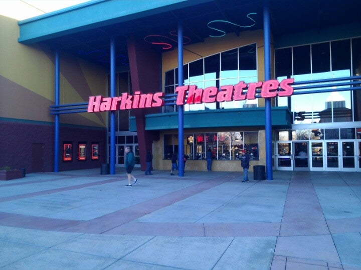Harkins Theatre, 7202 Pav Way, Prescott Valley, AZ, Eating places