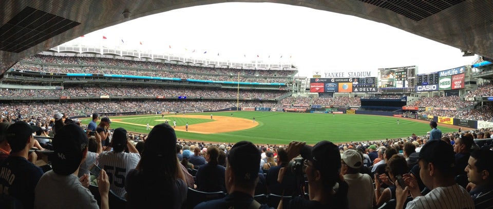 Yankee Stadium Team Store, 1 E 161st St, New York, NY, Gift Shops - MapQuest