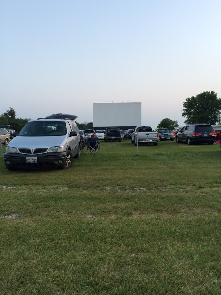 Route 34 Drive in Theater, 4468 E 12th Rd, Earlville, IL, Movie