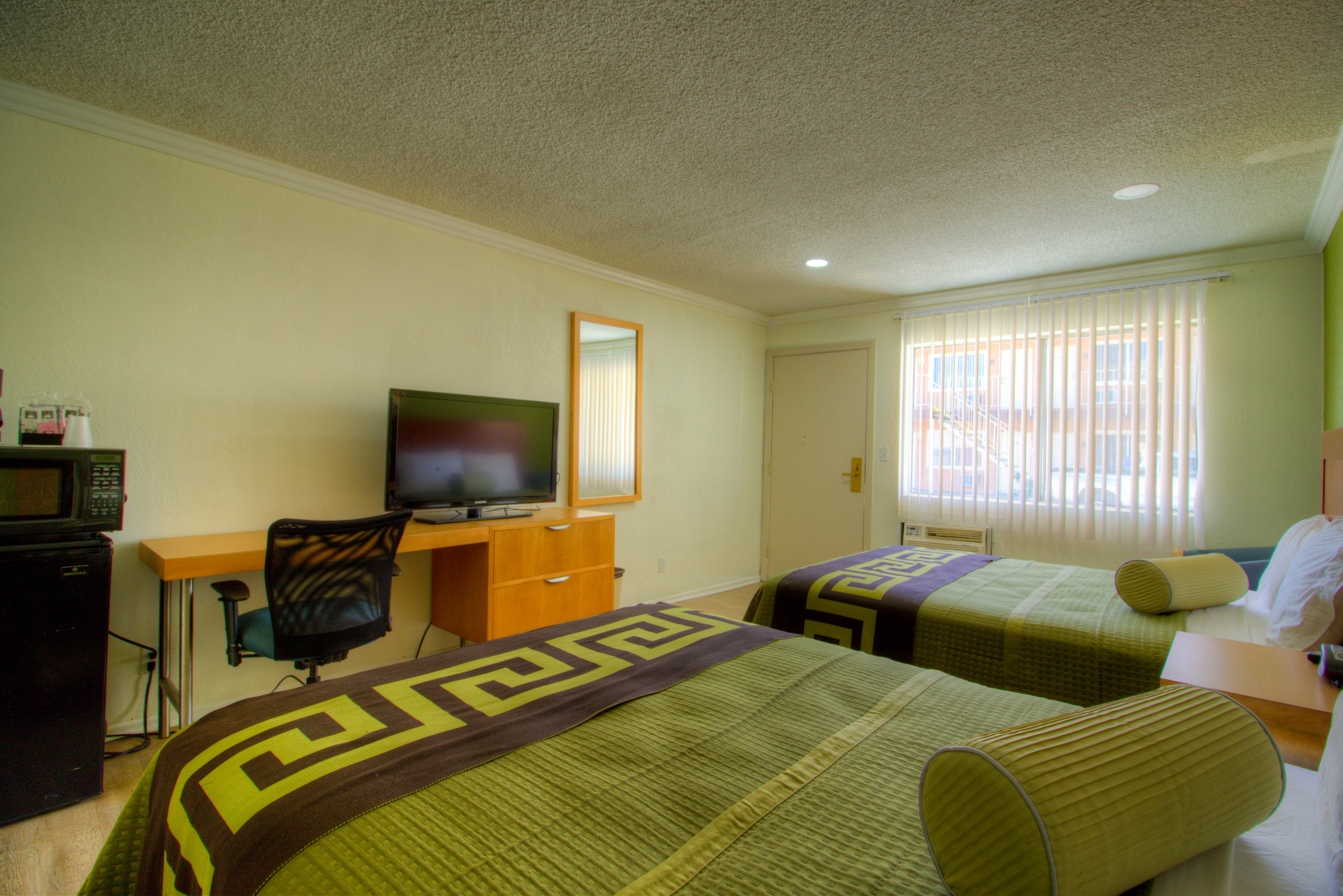 Vagabond Inn Ridgecrest, 426 S China Lake Blvd, Ridgecrest, CA, Hotels