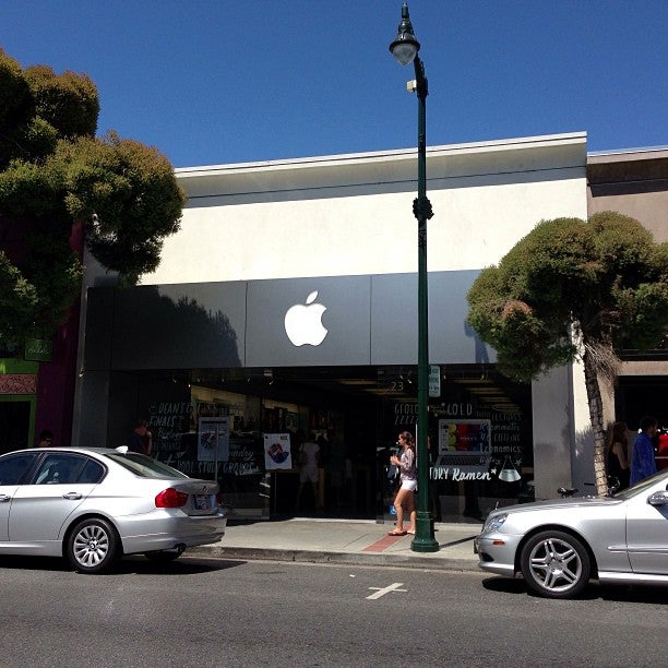 Los Gatos - Apple Store - Apple